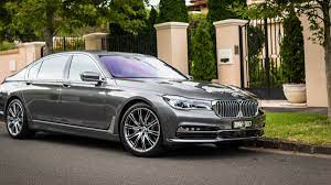 BMW 750